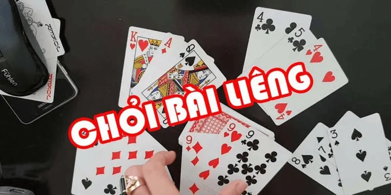 Các quyết định đánh có trong game bài Liêng